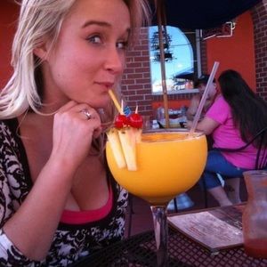 Meet your Posher, Tessa